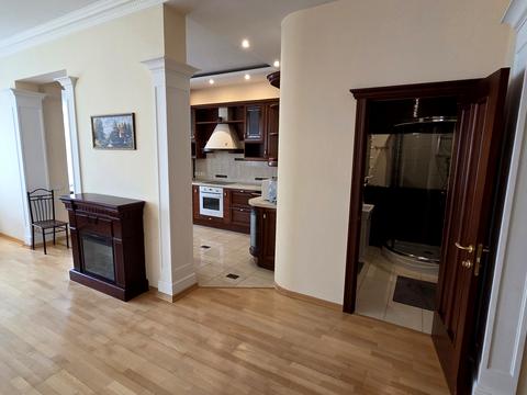квартира за адресою Срібнокільська вул., 3-Б