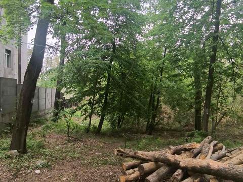 ділянка за адресою Михайла Городецького вул. (Горького), 18 Б