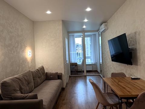 квартира за адресою Зарічна вул., 4к1