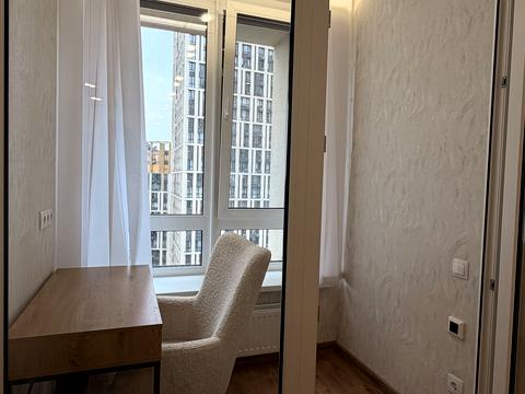квартира за адресою Зарічна вул., 4к1