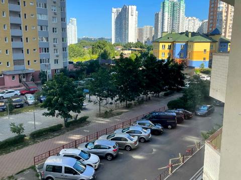 квартира за адресою Київ, Єлизавети Чавдар вул., 8