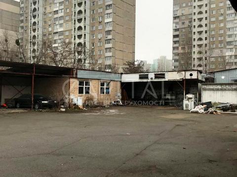 комерційна за адресою Западинська вул., 13