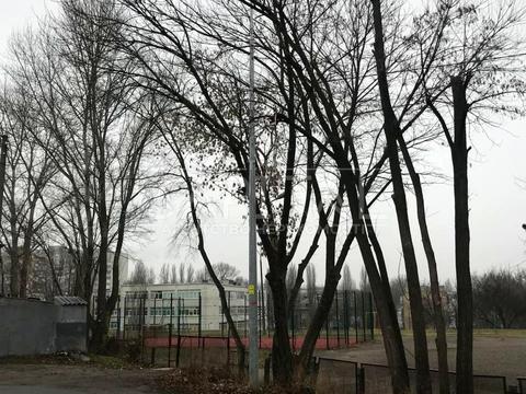 комерційна за адресою Западинська вул., 13