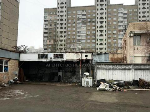 комерційна за адресою Западинська вул., 13
