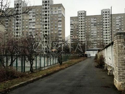 комерційна за адресою Западинська вул., 13