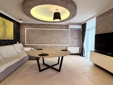 квартира за адресою Регенераторна вул., 4 к4