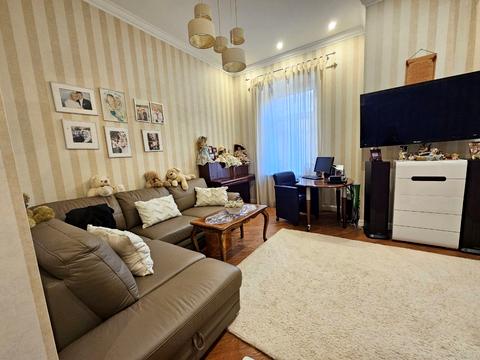 квартира за адресою Базарна вул., 49