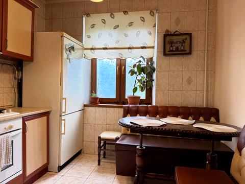 квартира за адресою Тростянецька вул., 8