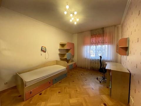 квартира за адресою Левка Лук'яненка вул. (Василя Жуковського), 21-А