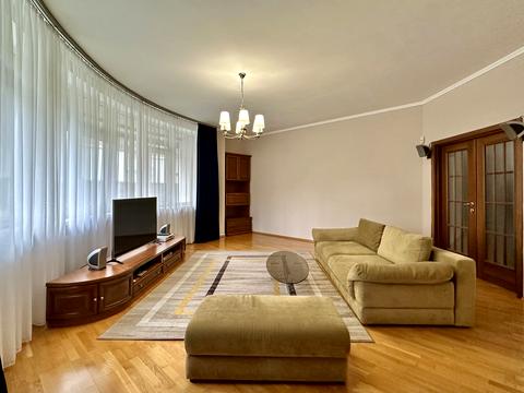 квартира за адресою Старонаводницька вул., 13