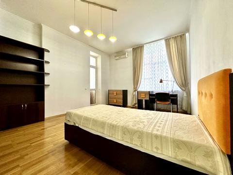 квартира за адресою Старонаводницька вул., 13