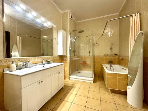 квартира за адресою Старонаводницька вул., 13