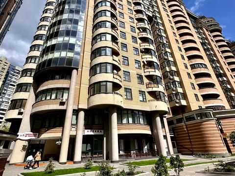 квартира за адресою Старонаводницька вул., 13