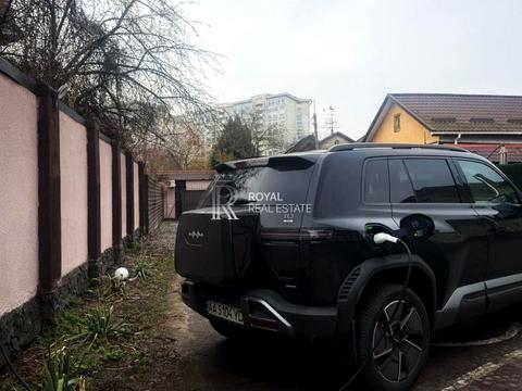 коммерческая по адресу Нивский пер., 20