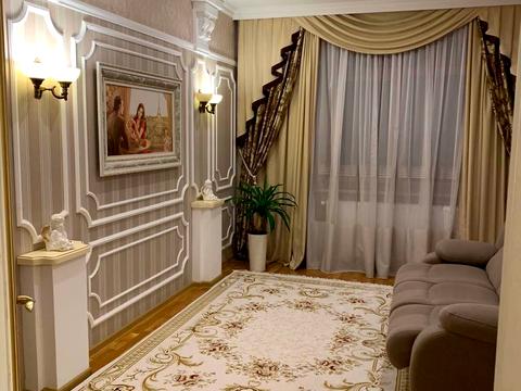 квартира за адресою Степана Бандери вул., (Будинок)