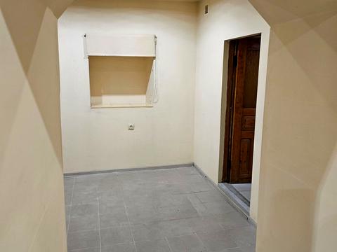 комерційна за адресою Новосельського вул., 48