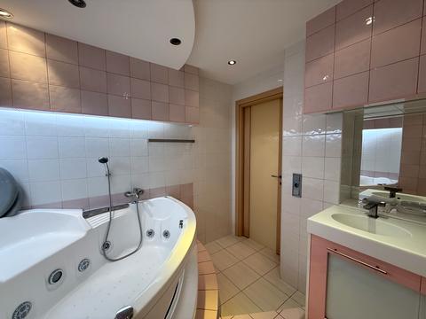 квартира за адресою Урлівська вул., 5