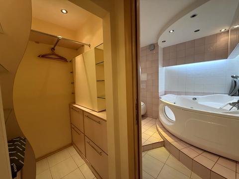 квартира за адресою Урлівська вул., 5