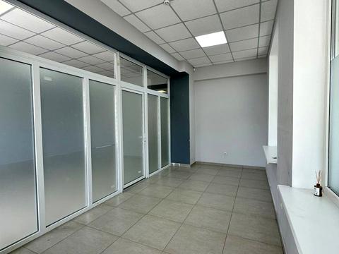 коммерческая по адресу Кардинала Любомира Гузара ул., 27