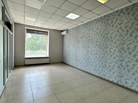 коммерческая по адресу Кардинала Любомира Гузара ул., 27