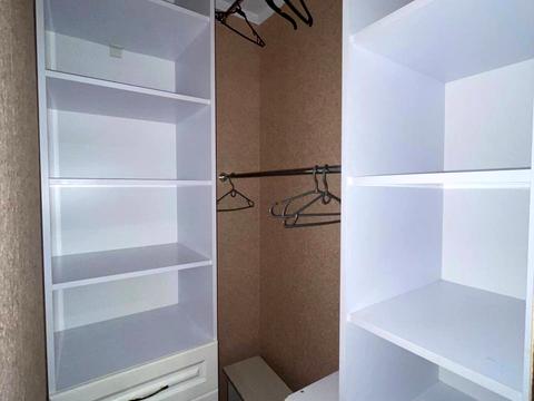 квартира за адресою Космонавтів просп., 52