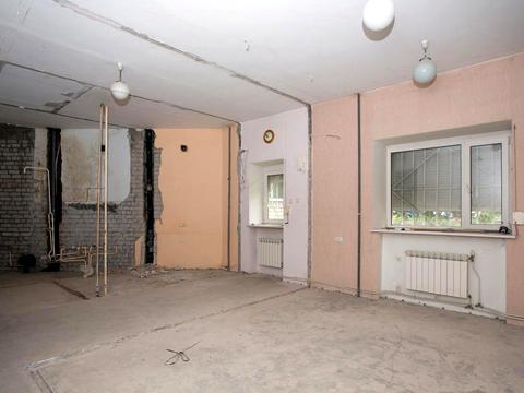 комерційна за адресою Лобановського вул., 30