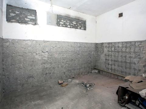 комерційна за адресою Лобановського вул., 30