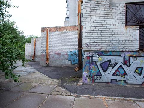 комерційна за адресою Лобановського вул., 30