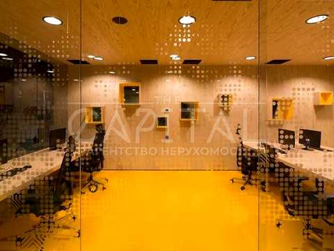 коммерческая по адресу Вацлава Гавела бульв. (Івана Лепсе), 6-Б