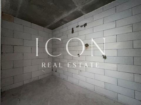 1866347683021936