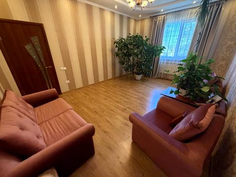 будинок за адресою Подвійна вул. (9 Січня)
