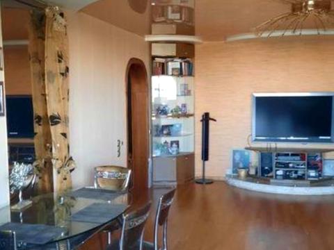 квартира за адресою Дарницький бульв., 8