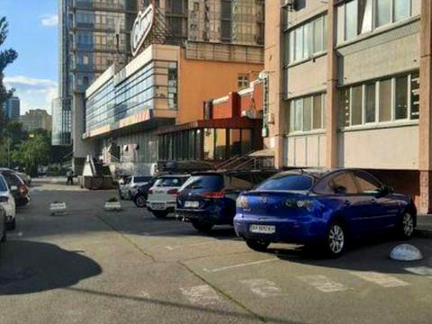 квартира за адресою Дарницький бульв., 8