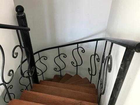 будинок за адресою Кобилянської вул.