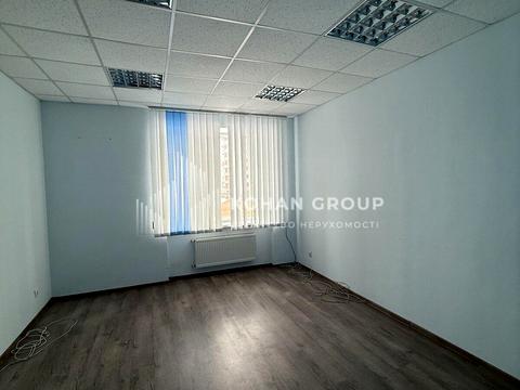 коммерческая по адресу Подільська ул., 109