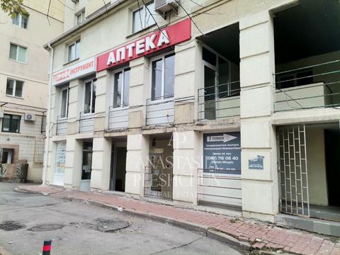 комерційна за адресою Голосіївський просп. (40-річчя Жовтня), 27