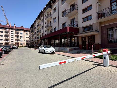 квартира за адресою Бориса Тлехаса вул., 18