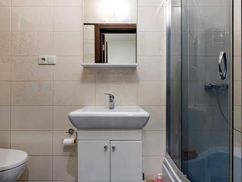 квартира за адресою Сухомлинського, 8