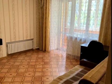 квартира за адресою Кропивницького вул., 24/26