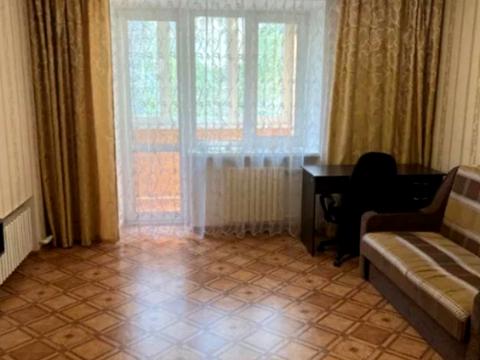 квартира за адресою Кропивницького вул., 24/26