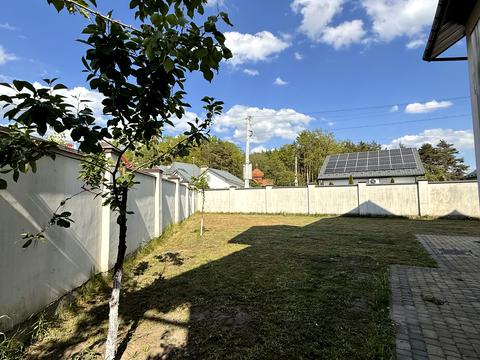 будинок за адресою Озерна