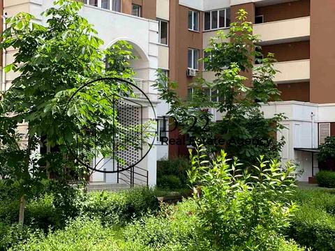комерційна за адресою Симона Петлюри вул. (Черняховського), 21-В