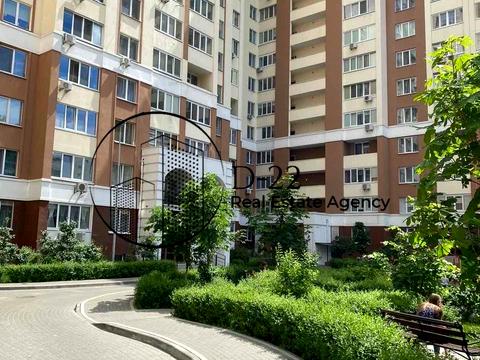 комерційна за адресою Симона Петлюри вул. (Черняховського), 21-В