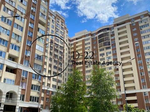 комерційна за адресою Симона Петлюри вул. (Черняховського), 21-В