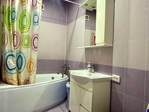будинок за адресою смт. Нова Водолага, Карнетівська