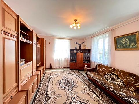 будинок за адресою центральна, 43
