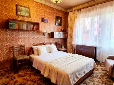 квартира за адресою Михайла Грушевського вул. (Карла Лібкнехта), 1
