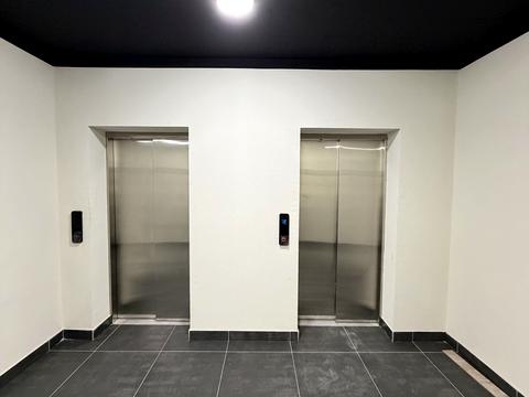 1866371875423667
