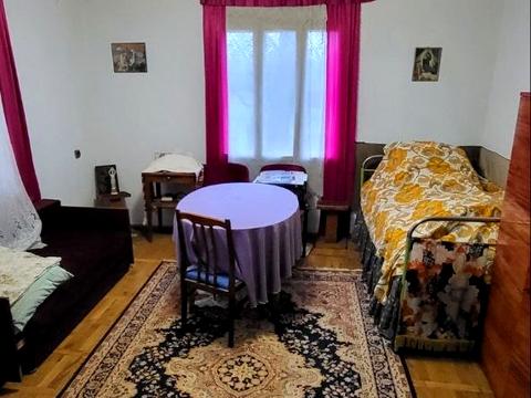 будинок за адресою с. Грозинці, Хотинська