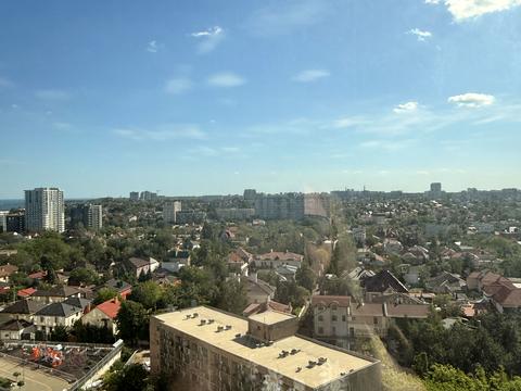 квартира за адресою Літературна вул., 10-Б